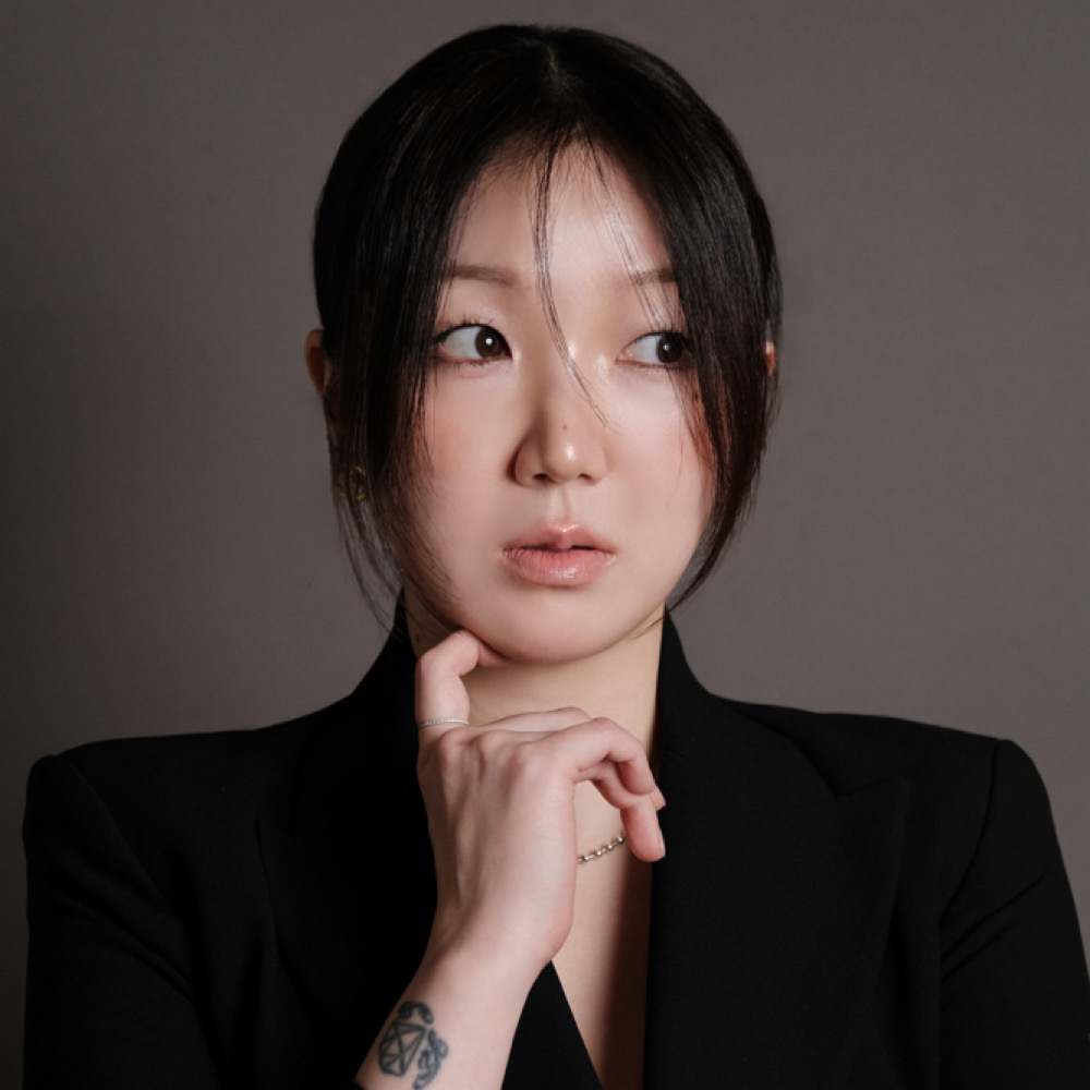 Regina Choi, Make-Up · Hair at LEMI Office